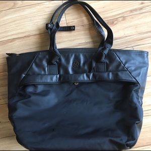 Lululemon Gym Weekend Bag